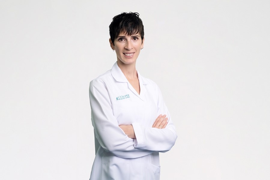 Dr-Ana-Maria-Heller-Murla-Specialist-Obstetrician-Gynecologist-Cooper-Health-Clinic